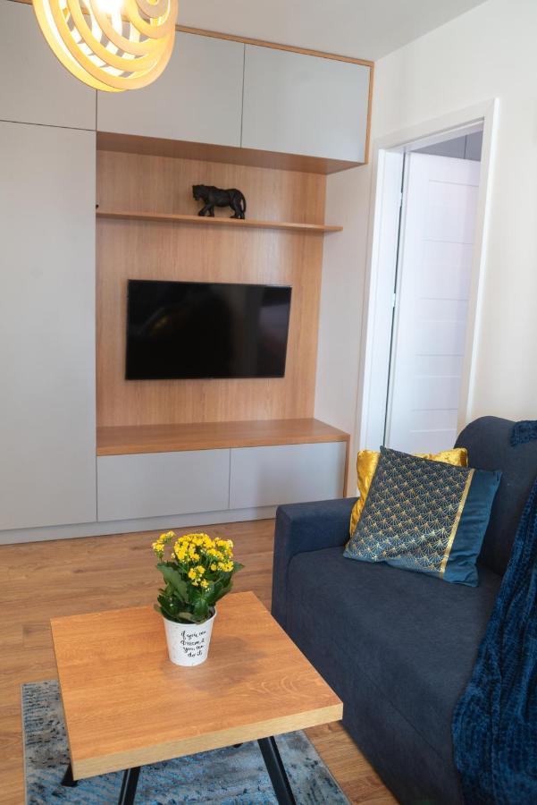 Apartament Niebieski - Okrzei Kielce Luaran gambar