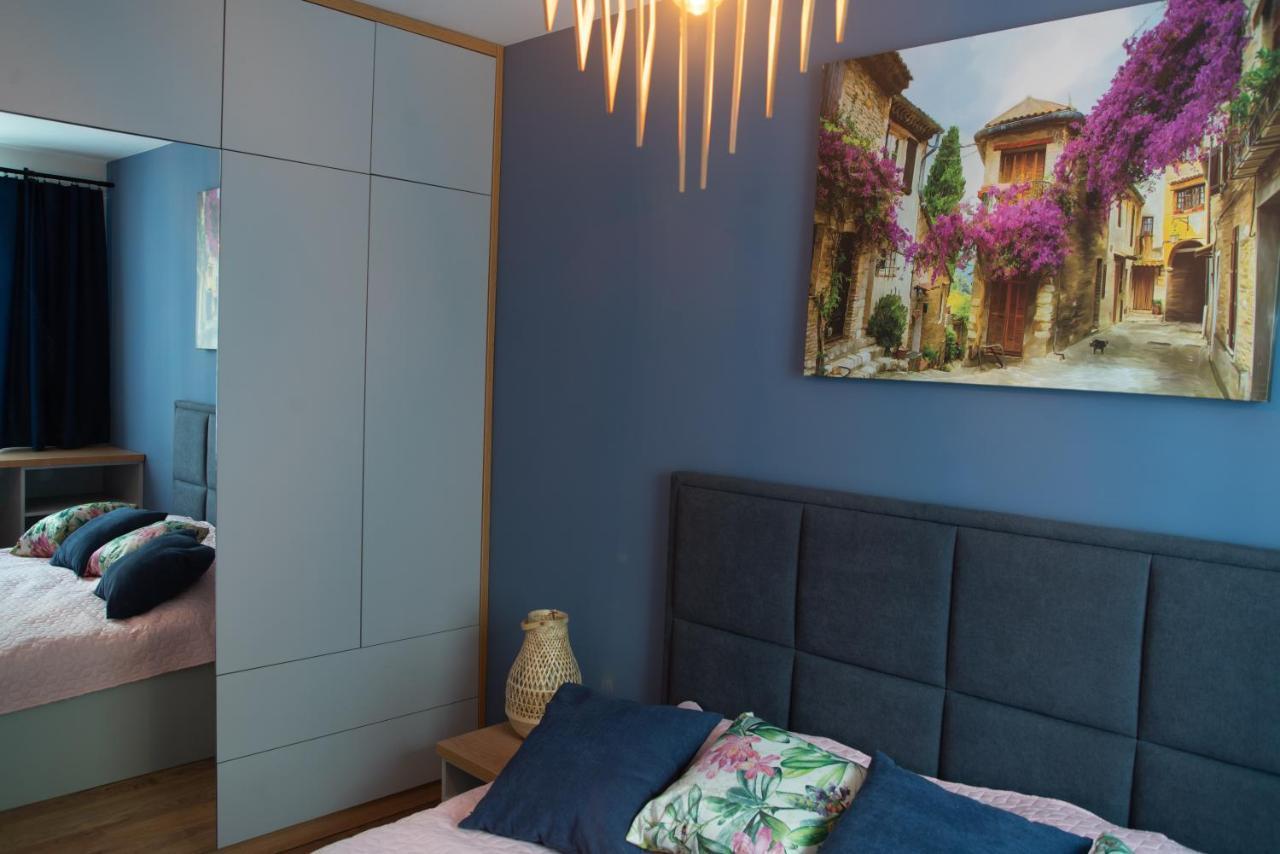Apartament Niebieski - Okrzei Kielce Luaran gambar